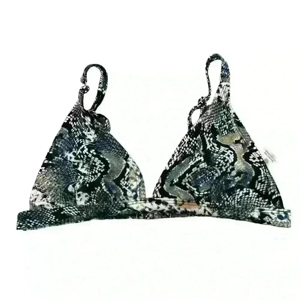 SHARE & SHORE BIKINI TOP.